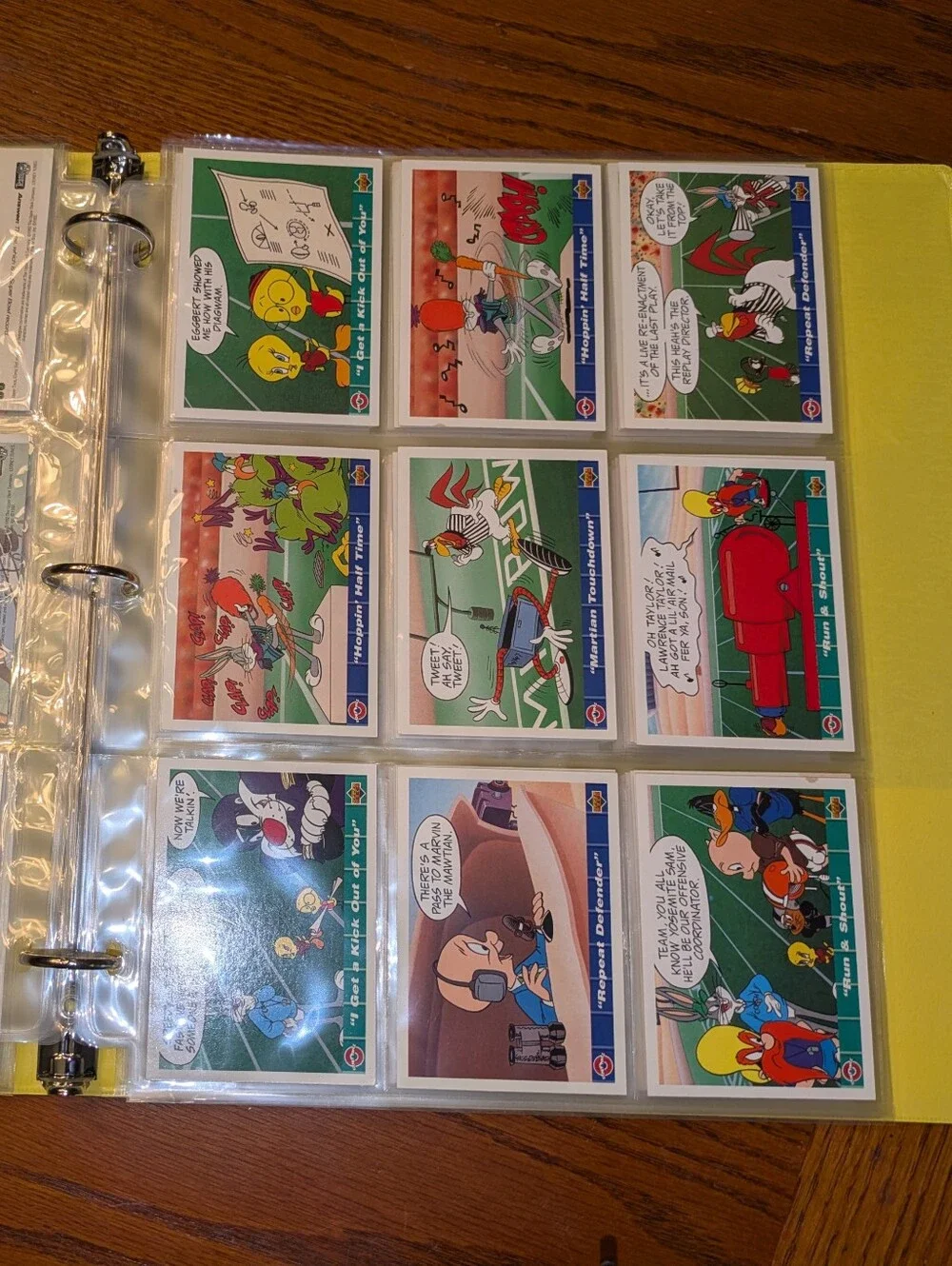 100 Looney Tunes NFL Cards Binder 🔥 1992 Upper Deck Comic Ball Football Colle